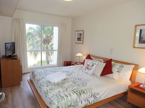 Waterfront Resort Villa With Buggy - Hotel VIC 15
