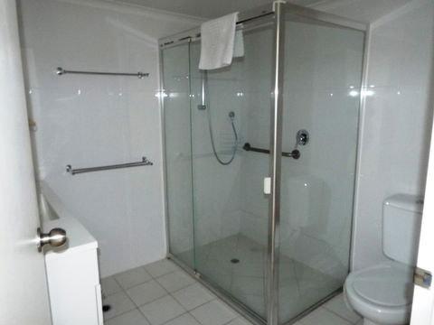 Northwind Beachfront Apartments - Hotel VIC 24