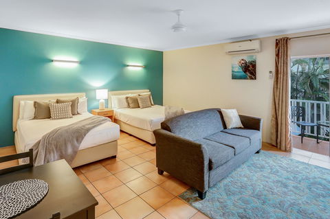 Coral Tree Inn - Hotel VIC 6