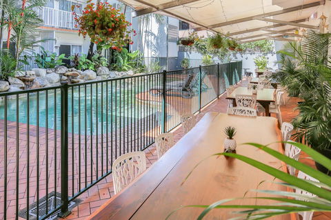 Coral Tree Inn - Hotel VIC 4