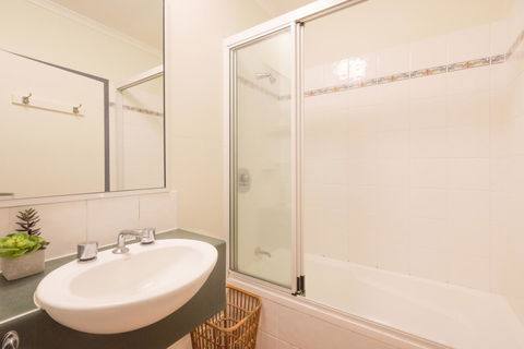 Coral Tree Inn - Hotel VIC 41