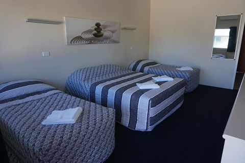 YAL Cairns - A Motel That Makes A Difference - Hotel VIC 17