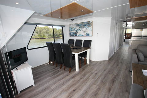 Coomera Houseboats - Hotel VIC 36