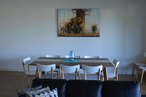 Western Breeze - Hotel VIC 3