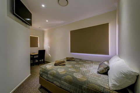 Western Downs Motor Inn - Hotel VIC 3