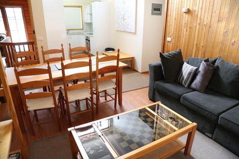 Whispering Pines 1 - Hotel VIC 1