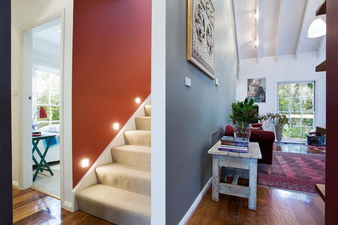 White Cottage - Hotel VIC 2