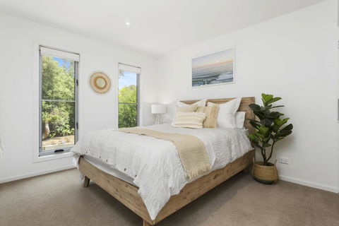 YOU, ME AND THE SEA - BLAIRGOWRIE - Hotel VIC 3