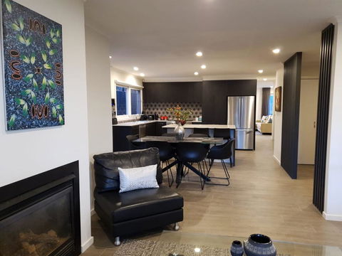 Your Home Away From Home - Hotel VIC 3