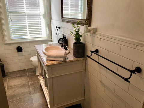 YSG The Edward Townhouse 153 - Walk To Town - Hotel VIC 3