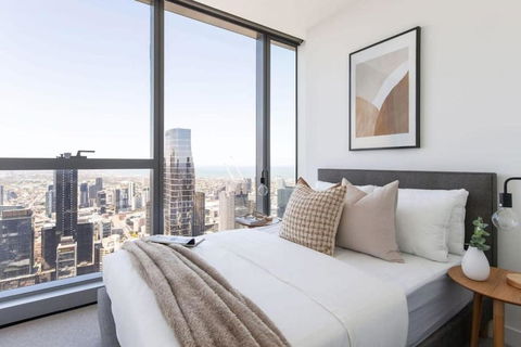 A 2BR Apt With Stunning City Views FREE Parking - Hotel VIC 1