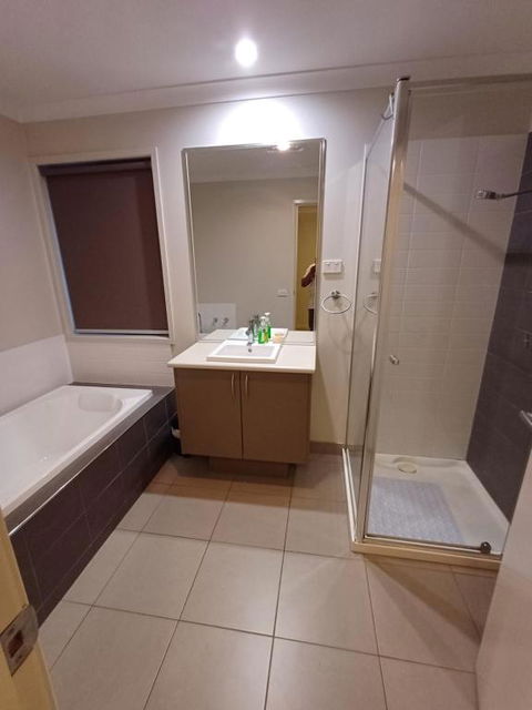 A Beautiful And Spacious Home - Hotel VIC 4