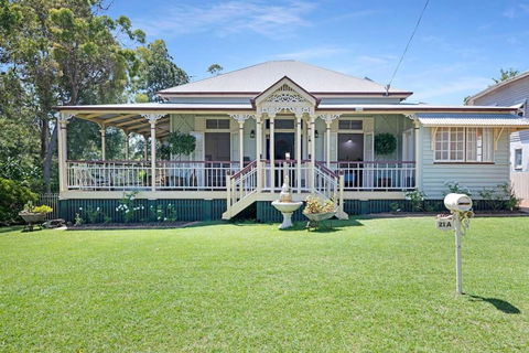 A Charming Queenslander - Hotel VIC 4
