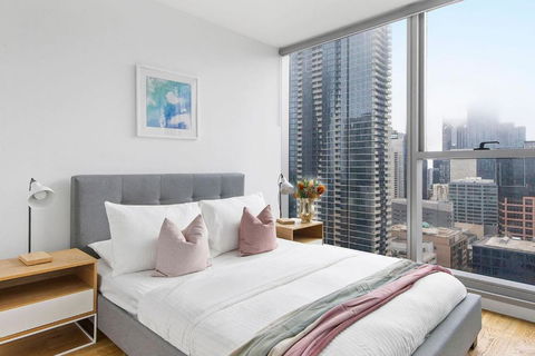 A Chic & Lovely 2BR Apt CBD With City Views - Hotel VIC 0