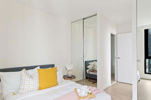A Cozy 2BR Apt With Panoramic Views FREE Parking - Hotel VIC 3