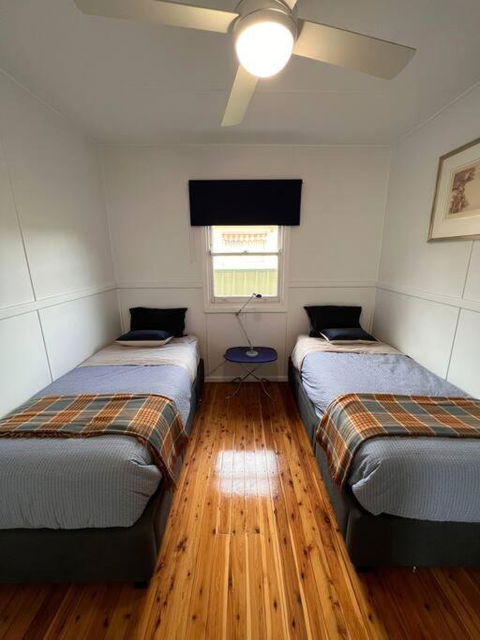 A Delightful Two-bedroom Cottage On Toowoon Bay. - Hotel VIC 2