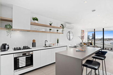 A Stylish 2BR Apt With FREE Parking - Hotel VIC 4