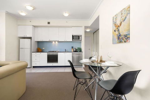 A Stylish Apt City Views Next To Darling Harbour - Hotel VIC 4