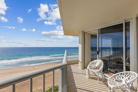 Absolute Beachfront Apartment - Hotel VIC 1