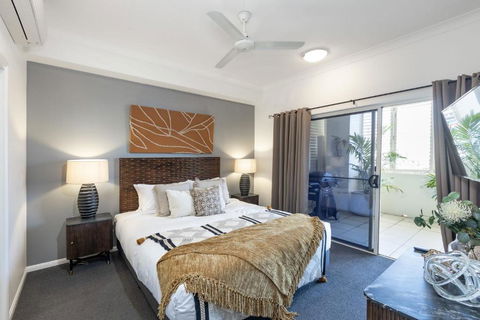 Afternoon Delight - Hotel VIC 4