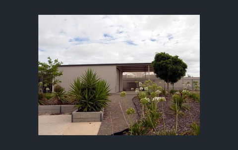Agape Holiday Home With Pool Table ,NBN Internet - Hotel VIC 1