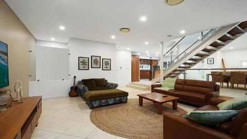 Alemar Close To Beach, Shops And Cafes Accom Holidays - Hotel VIC 4