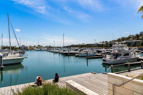 Anchorage Villa - Pet Friendly Marina Townhouse By The Beach - Hotel VIC 2