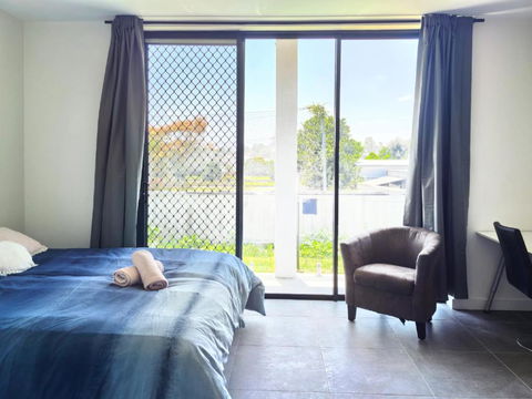 Aircon And Private Bathroom Walk To Train Station With Free Wifi Kitchen And Laundry - Hotel VIC 1