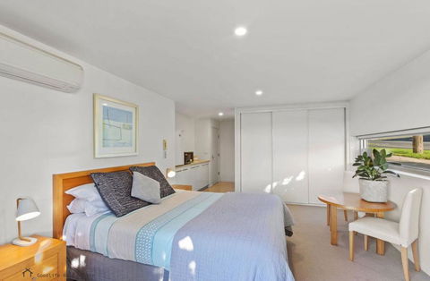 Apollo Blue Oceanview Unit 1- B Free WIFI - Hotel VIC 2
