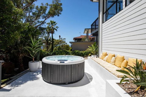Aqua Vistas - Coastal Gem With Serene Spa Experience - Hotel VIC 0