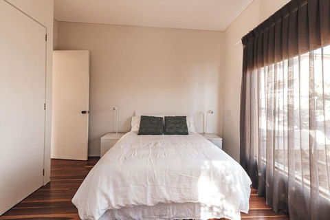 BAY PROPERTIES . The Big Chill - Hotel VIC 4