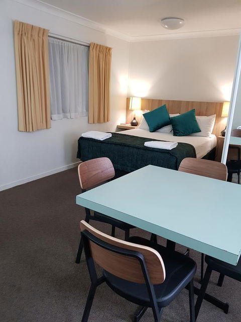 Southport Motel & Apartments - Hotel VIC 5