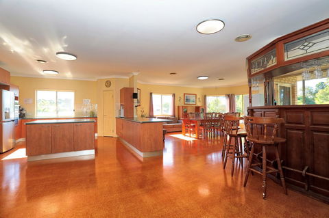 Waterfront At White Patch - Hotel VIC 39