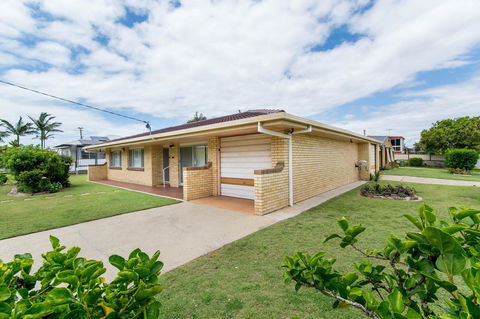 Lowset Sweetie, Central To Everything - Partridge St, Bongaree - Hotel VIC 0