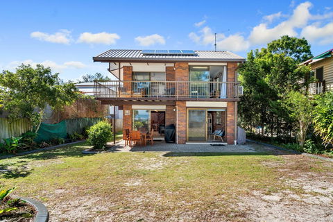 Bribie Beach House - Hotel VIC 4