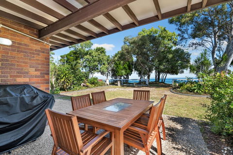 Bribie Beach House - Hotel VIC 1
