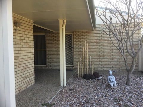 Private Canal Duplex With Pontoon - Oleander Drive, Bongaree - Hotel VIC 2