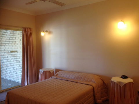Private Canal Duplex With Pontoon - Oleander Drive, Bongaree - Hotel VIC 11
