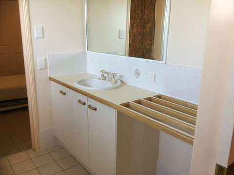 Private Canal Duplex With Pontoon - Oleander Drive, Bongaree - Hotel VIC 18