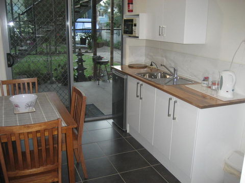 Sue's Place - Hotel VIC 4