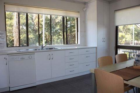 Close To Surf Beach, Surf Club, Hotel And Shops - Boyd St, Woorim - Hotel VIC 4
