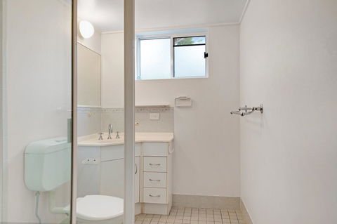 LISTEN TO THE SURF From Rickman Pde, Woorim - Hotel VIC 8
