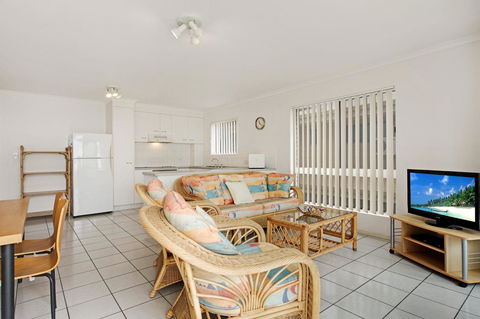 LISTEN TO THE SURF From Rickman Pde, Woorim - Hotel VIC 9