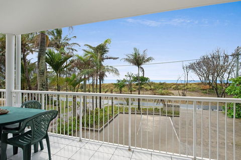 LISTEN TO THE SURF From Rickman Pde, Woorim - Hotel VIC 0