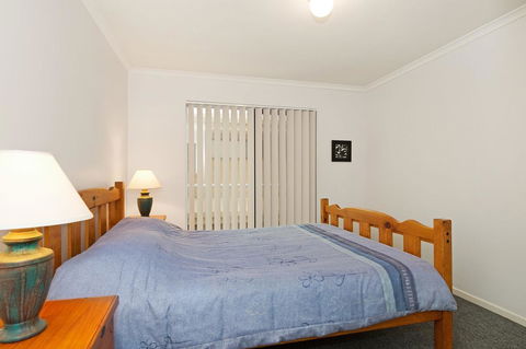 LISTEN TO THE SURF From Rickman Pde, Woorim - Hotel VIC 6