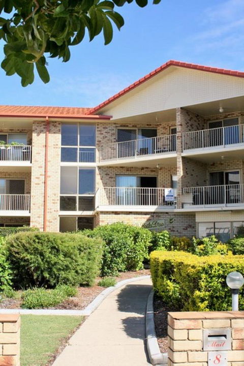 Spacious Unit With Views Of Pumicestone - Wattle Ave, Bongaree - Hotel VIC 0