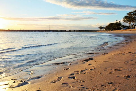 Spacious Unit With Views Of Pumicestone - Wattle Ave, Bongaree - Hotel VIC 11