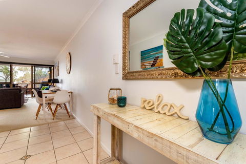 Spacious Family Unit With Incredible Views. - Hotel VIC 5