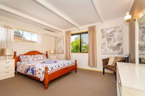 Pet Friendly Cottage In The Heart Of Bribie - Wirraway St, Bongaree - Hotel VIC 6