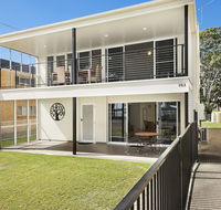 Waterfront Retreat with room for a boat - Welsby Pde Bongaree - Hotel VIC